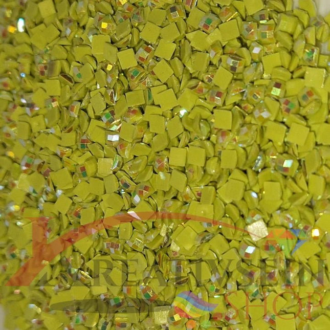 DMC 472 Avocado Green ULT LT - eckige Steine - Aurora Borealis (AB) - Diamond Painting - Kreativsein.shop