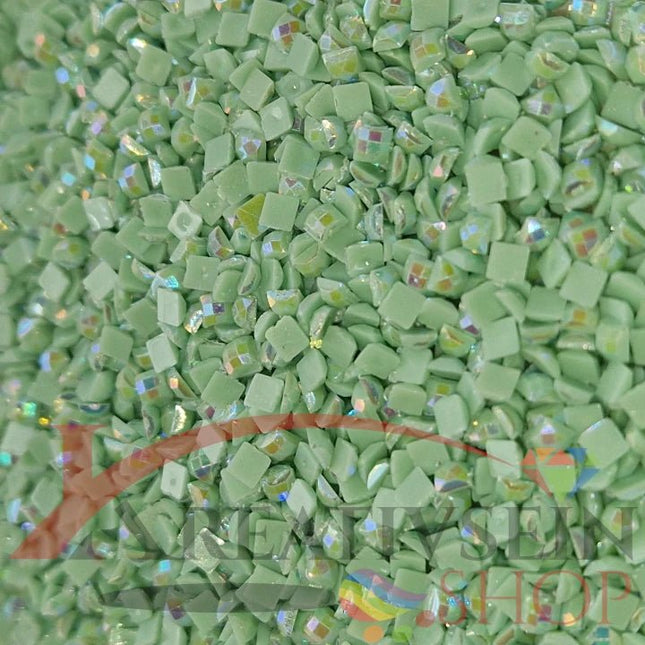 DMC 966 Baby Green MED - eckige Steine - Aurora Borealis (AB) - Diamond Painting - Kreativsein.shop