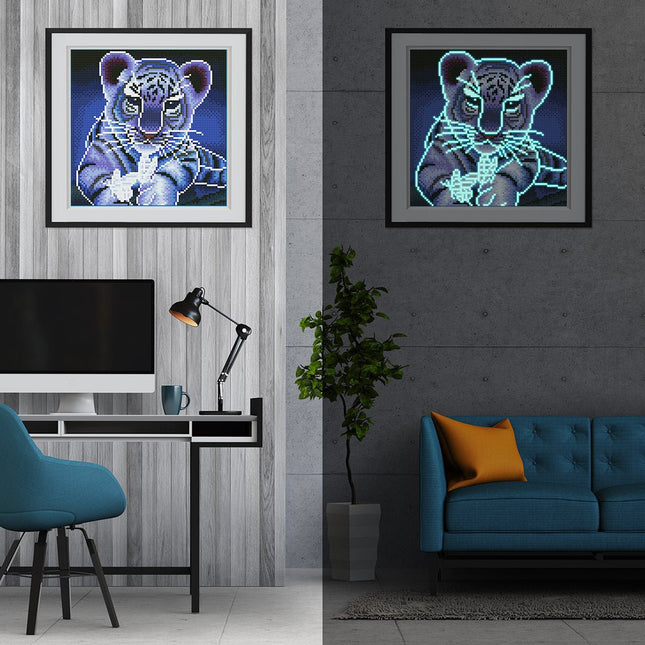 Kleiner Tiger - Glow in the Dark Diamond Painting - Kreativsein.shop