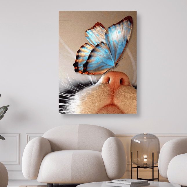 Schmetterling sitzt auf der Nase vom Kätzchen - 5D DIY Diamond Painting - Kreativsein.shop